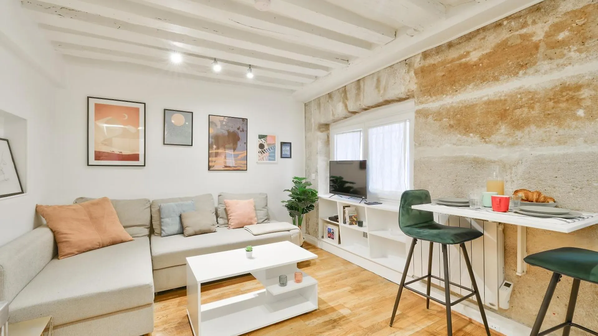 Modern Parisian Retreat Cozy T2 In Paris 02 Apartment
